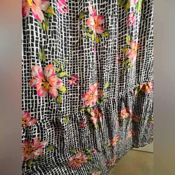 Johnny Was 100% silk dress - Picture 10 of 16